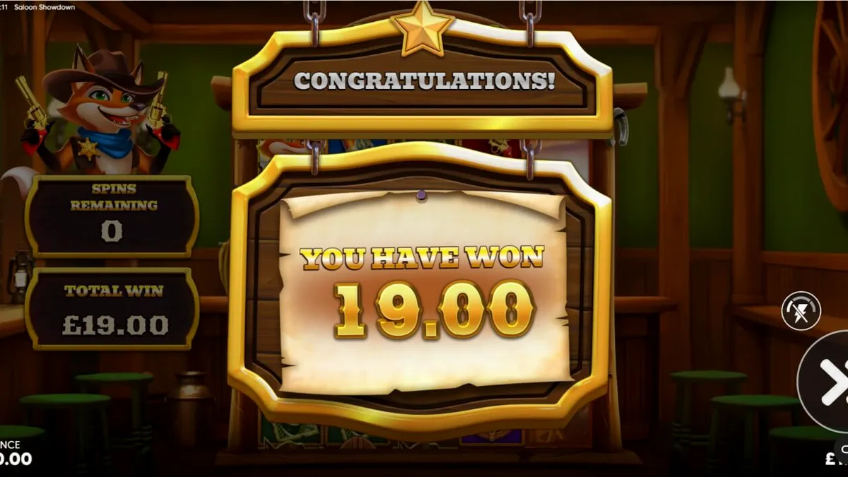 Tampilan visual slot Saloon Showdown 10,000x dengan karakter sheriff rubah dan latar belakang kota Wild West.